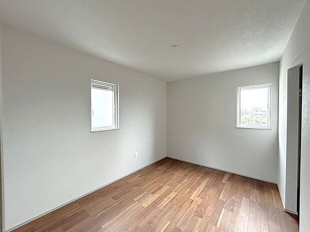 【室内】☆6帖洋室☆2面採光で明るいお部屋♪