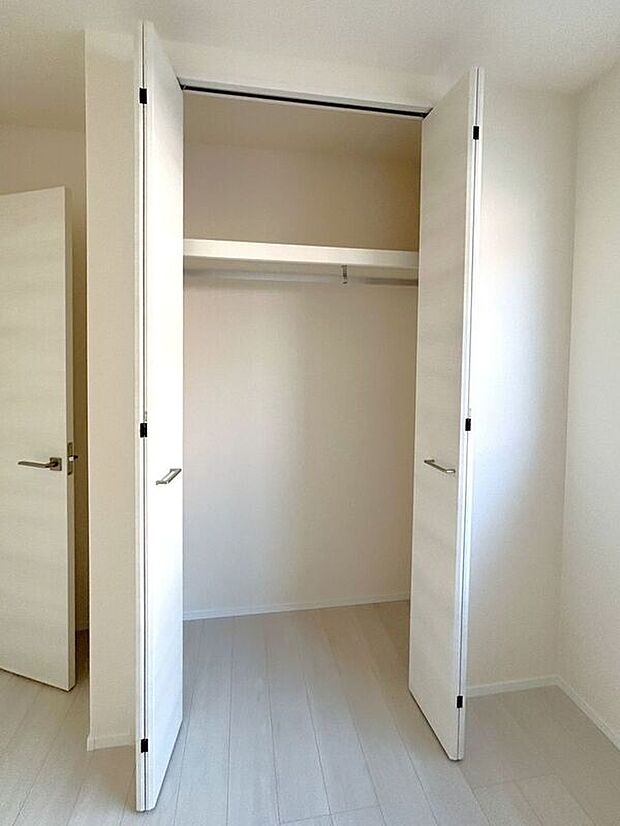 【収納】☆クローゼット(5.34帖洋室)☆