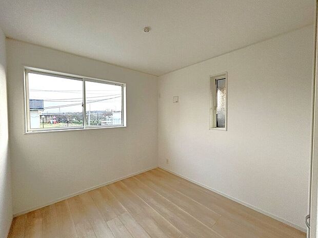 【室内】☆5帖洋室☆ベッドや学習机を置いてお子様部屋におすすめです♪