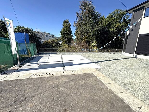 【駐車場】☆駐車スペース☆駐車2台以上可能♪