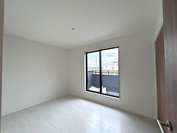 【室内】☆6帖洋室☆バルコニーに面した明るいお部屋♪