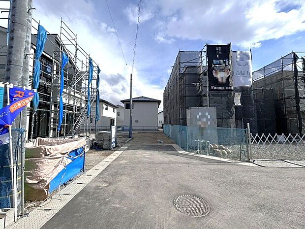 【前面道路含む外観】☆前面道路☆