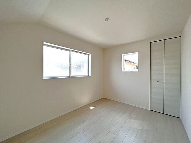 【洋室】☆6帖洋室☆自分時間を充実させながら心豊かなひとときを過ごすための大切な空間♪