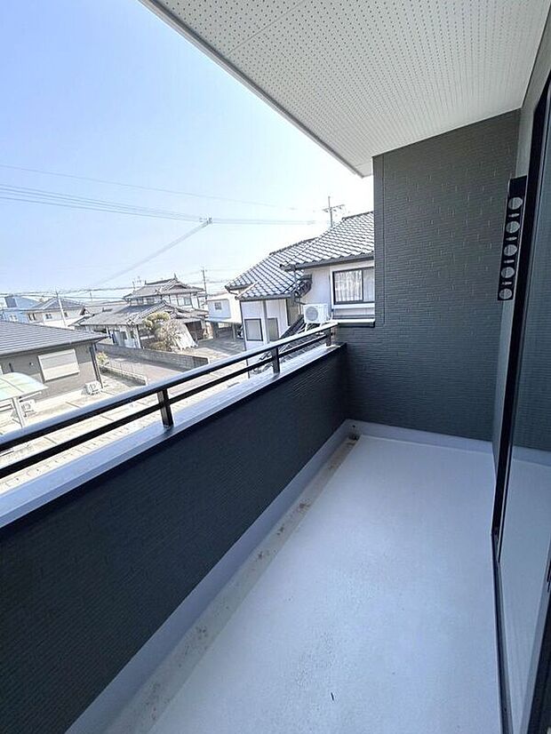 【バルコニー】☆バルコニー☆外の空気を感じられるバルコニー♪暮らしにゆとりを与えてくれます♪