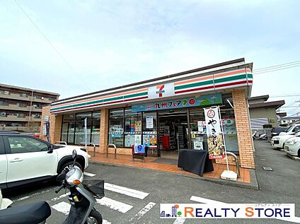 セブンイレブン熊本花立6丁目店 240m