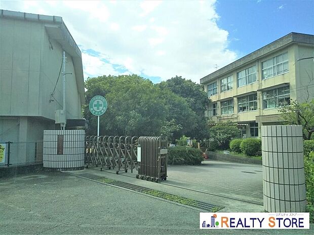 熊本市立麻生田小学校（約500m）
