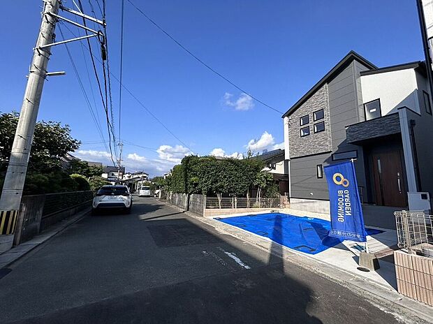 【前面道路含む外観】☆前面道路☆