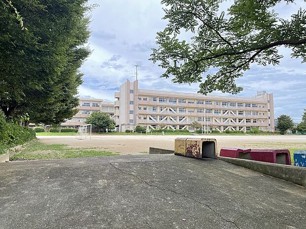 船橋市立習志野台第二小学校（約400m・徒歩5分）