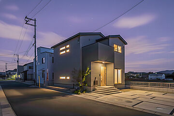 【ワウハウス】ソフィスガーデン辛川市場 外観