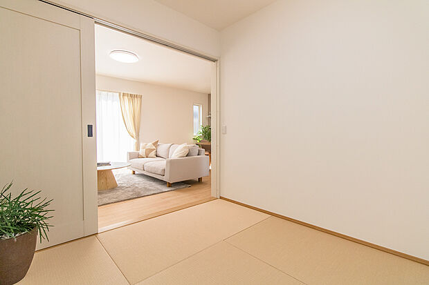 【2号地(和室)】しっかり和室もある4ＬＤＫのお家♪
お子様のプレイルームやお昼寝部屋としても活躍◎/2号地