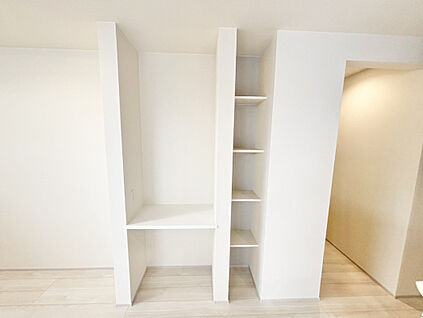 【カウンター・固定棚 ｜ 5号棟】