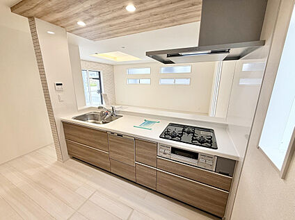 【キッチン ｜ 1号棟】