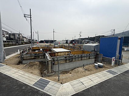 近鉄生駒線「菜畑」駅まで徒歩7分