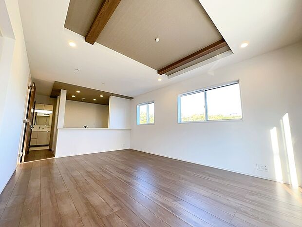 開放感のある広いLDK!
家具やインテリアの配置も楽しめます。
(同社施工事例)