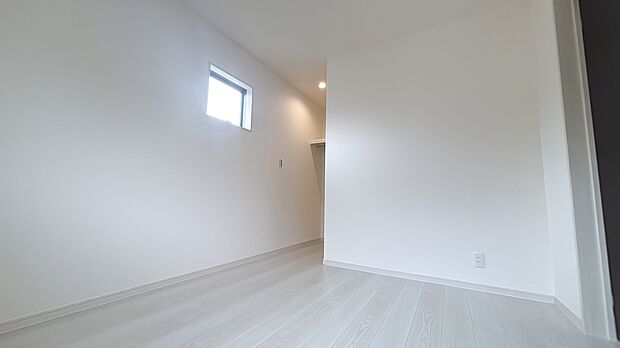 【洋室】全居室に収納あり◎
お部屋がすっきりと片付きます。