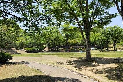 鹿ノ台中央公園 510m(徒歩7分)