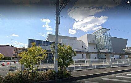 生駒市図書館南分館 830m(徒歩11分)