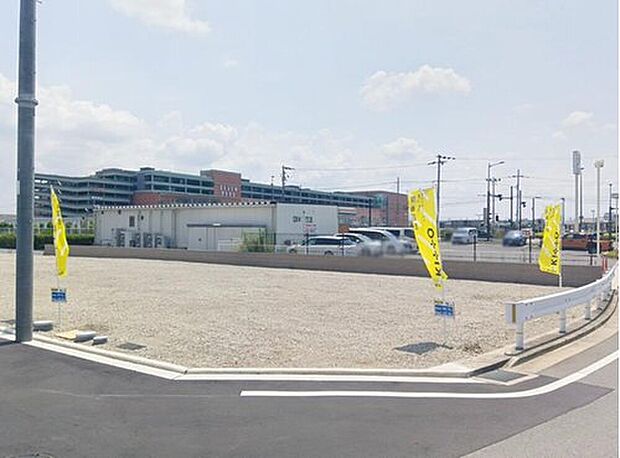 【現地写真】
ご好評につき、残り1区画となりました！9号地は角地につき、開放感を感じられる立地です。 ぜひ周辺環境と併せて、現地をご見学ください！