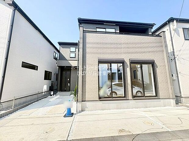 ☆32号棟☆
気になった物件すぐにご見学対応させていただきます♪平日・お仕事帰りなど、いつでもご案内可能です♪周辺環境と併せて、実際に現地をご確認ください♪