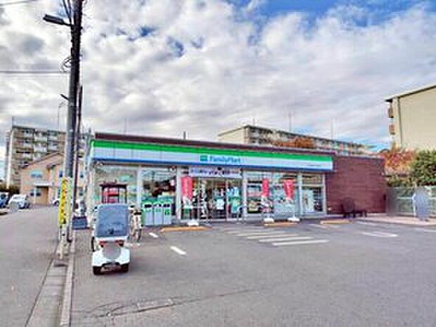 ファミリーマート東久留米所沢街道店（約1,006m）