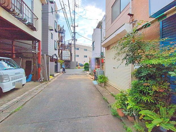 【前面道路含む現地写真】当日のご見学予約も承ります。同じものは2つとない「夢のマイホーム」との出会いが待っているかもしれません。