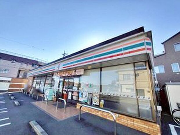 セブンイレブン新座石神3丁目店（約450m）