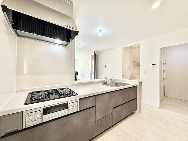 ■家族の絆を深める、温もりのあるキッチン