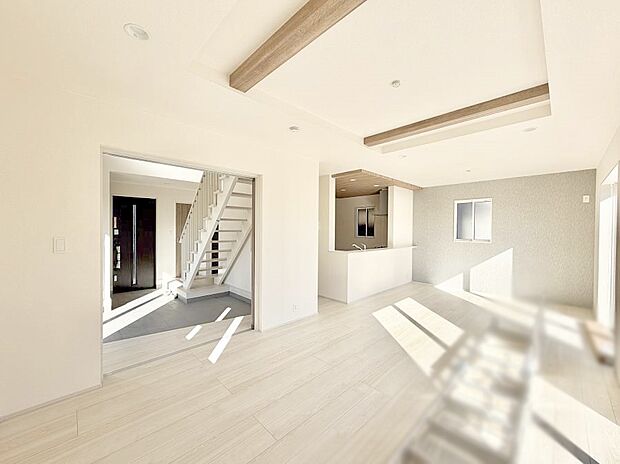 ■心落ち着く場所、ゆったり過ごせるリビング