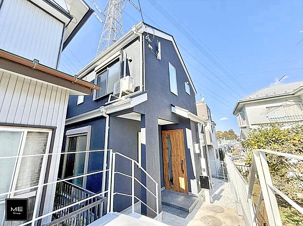 落ち着いたお洒落な外観  