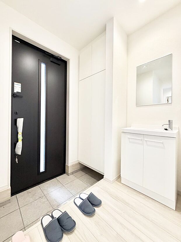 玄関はお家の顔！おしゃれな玄関でお客様をお迎え！