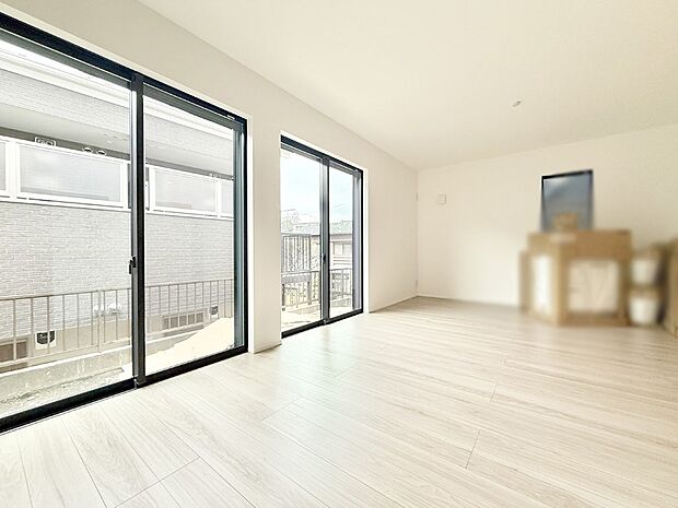 ■インテリアを考えるのが楽しみな広いリビングです！