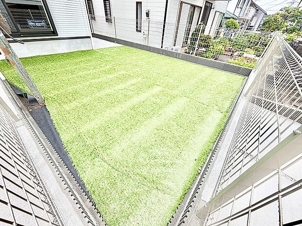 1号棟 ■暮らしに潤いを与える、緑が取り入れられた住まいです