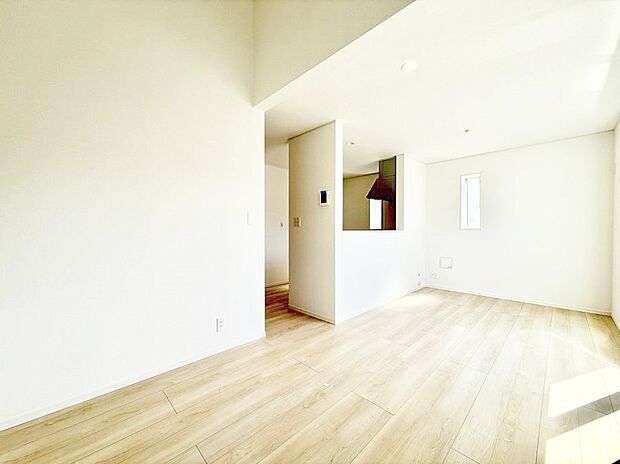 【ダイニング】■家族の笑顔があふれる、くつろぎの空間