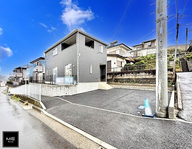 【現地外観写真】■家族みんなが笑顔で過ごせる、安心感のある住まい