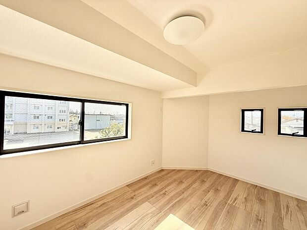 【子供部屋】■自分の好みに合わせたインテリアを整えやすく個性を反映できる場所です