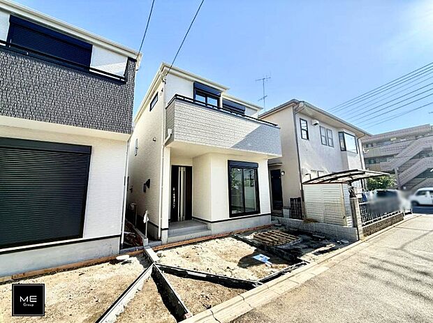 【現地外観写真】■暮らしを豊かにする充実した仕様設備で快適に