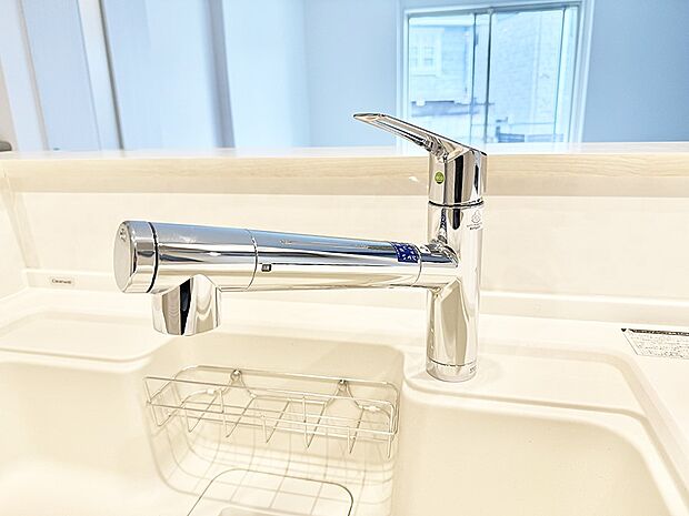 【浄水器】■清潔でおいしい水を手軽に供給してくれます