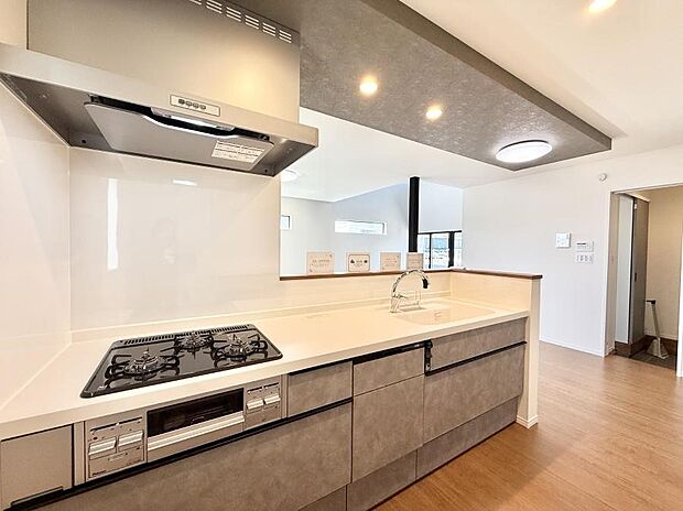 【キッチン】■シンプルで美しく心地よい時間を生むキッチン空間