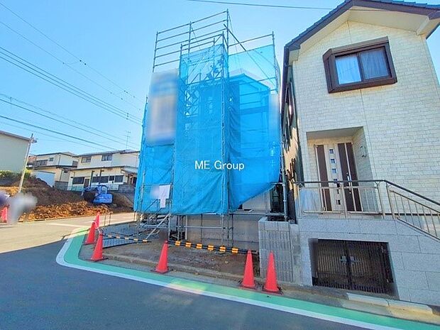 【現地外観写真】■新しい暮らしが始まる場所で、家族の絆を深める