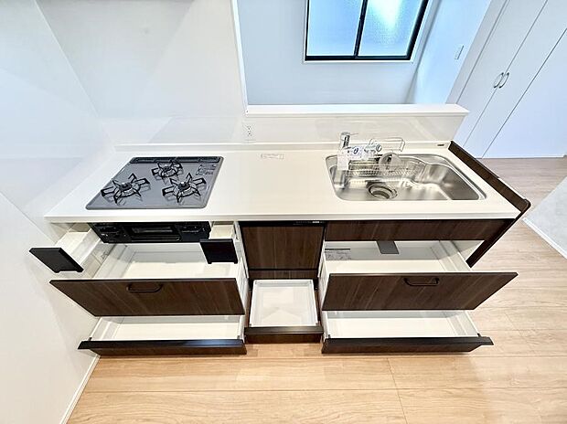 【キッチン】■料理がもっと楽しくなる、快適なキッチン空間