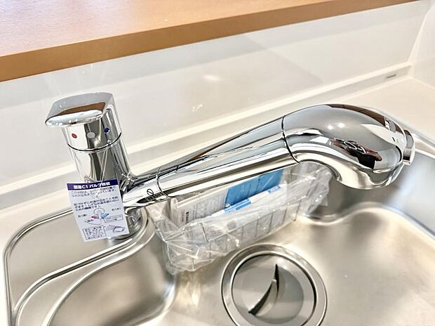 【浄水器】■清潔でおいしい水を手軽に供給してくれます