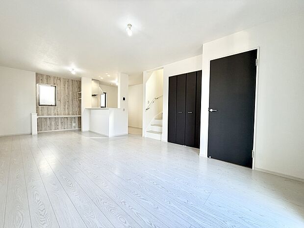 【リビングダイニング】■居心地のいい、理想のリビング