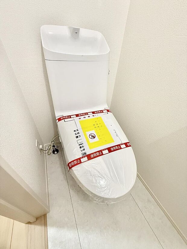 【トイレ】■毎日使う場所だからこそ、清潔感溢れる空間