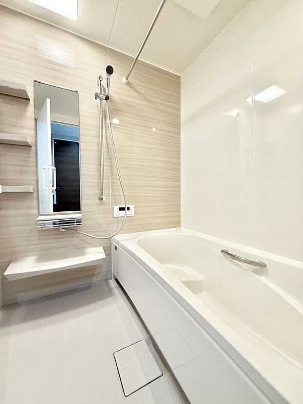 【浴室】■家族みんなが気持ちよく使える設計です