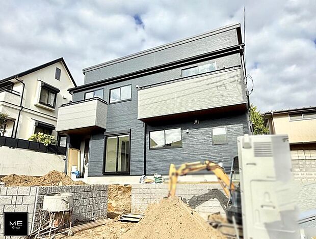 【現地外観写真】■新しい暮らしが始まる場所で、家族の絆を深める