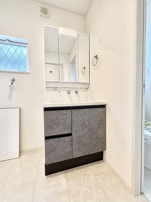 【洗面台・洗面所】■清潔感があり、気持ちよく使えます