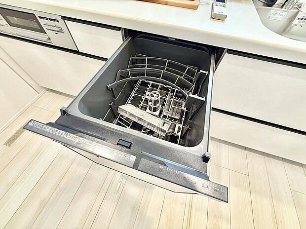 【食洗機】■手間なく洗浄！食器をピカピカに仕上げてくれます