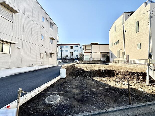 【現地外観写真】■家族みんなが笑顔で過ごせる、安心感のある住まい