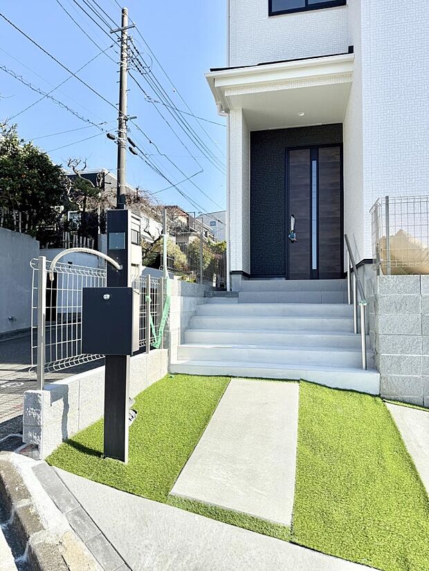 【玄関】■ ここから始まる、笑顔あふれる毎日