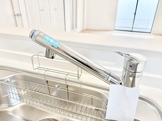 【浄水器】■清潔でおいしい水を手軽に供給してくれます